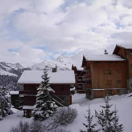 Familial A Meribel, Proche Des Pistes, Balcon Et Casier A Skis - Fr-1-355-37