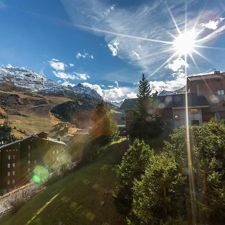 Apartment Familial A Meribel, Proche Des Pistes, Balcon Et Casier A Skis - Fr-1-355-37 *