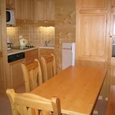 Familial A Meribel, Proche Des Pistes, Balcon Et Casier A Skis - Fr-1-355-37 Apartment *